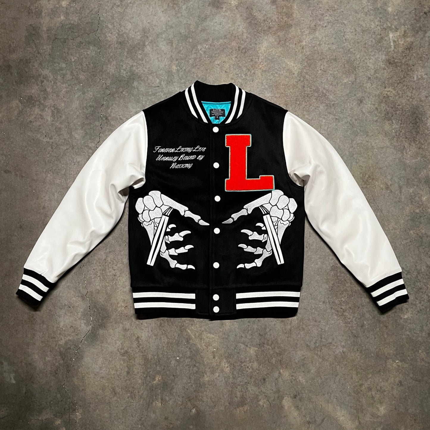 BLACK LOTIS LETTERMAN