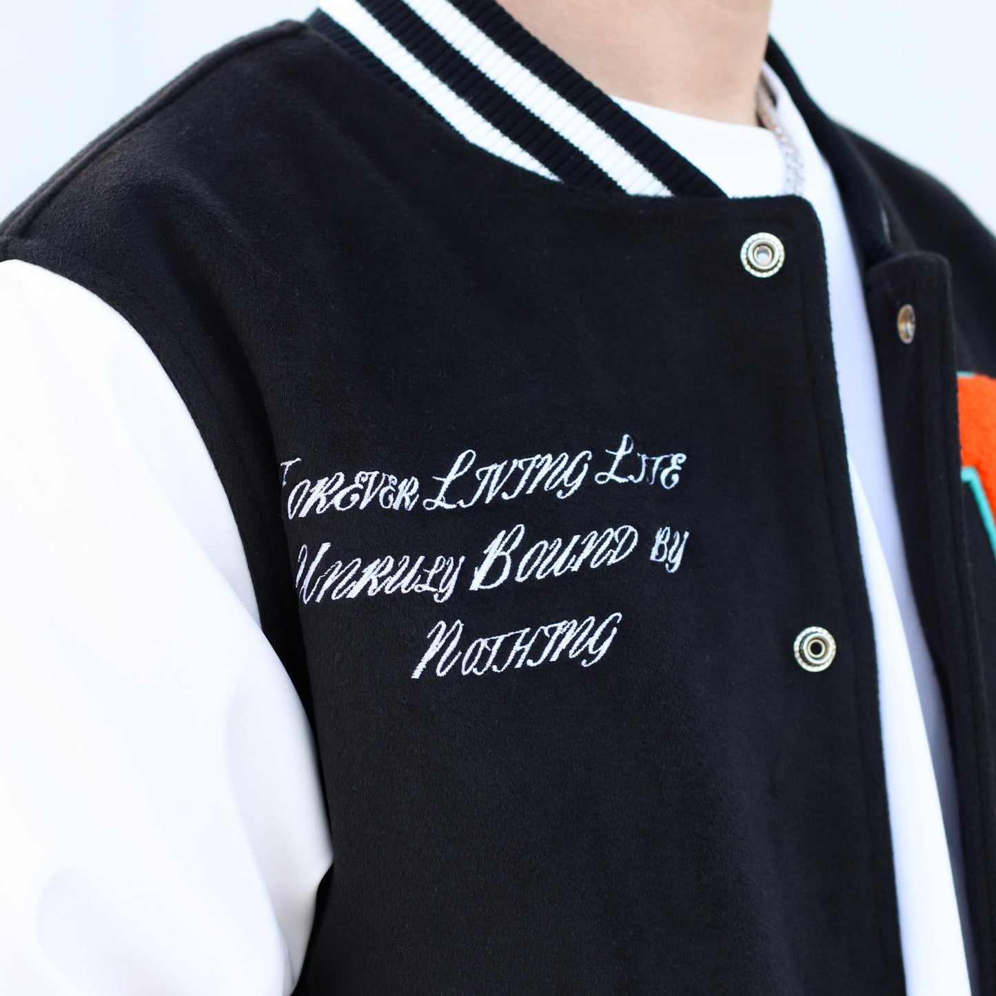 BLACK LOTIS LETTERMAN